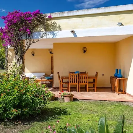 Villa Superb Nature -panoramic Sea View & Jacuzzi- Olbia